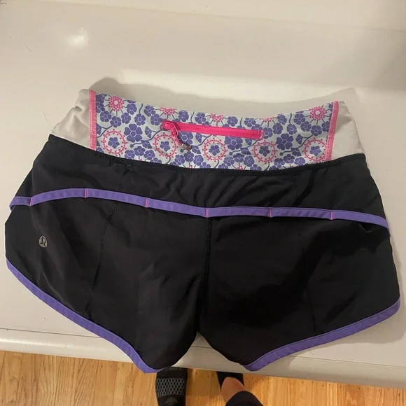 Lululemon shorts - Picture 2 of 3